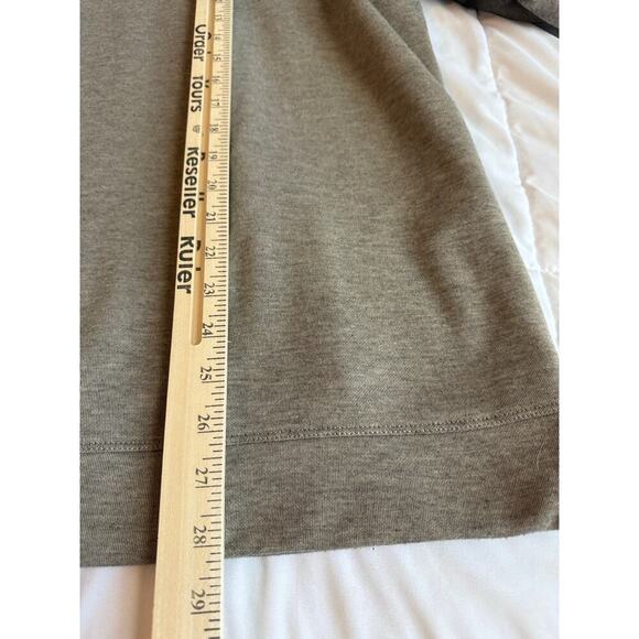 Tommy Bahama,Men's Sweatshirt No Hood, 2 front Pockets size XXL - Picture 3 of 11